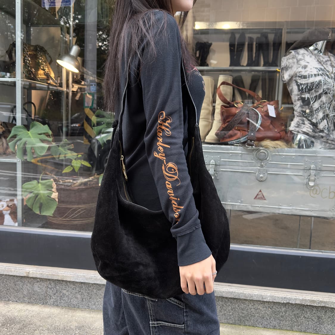 엘리자베스 앤 제임스 스웨이드 새들백 상품이미지1