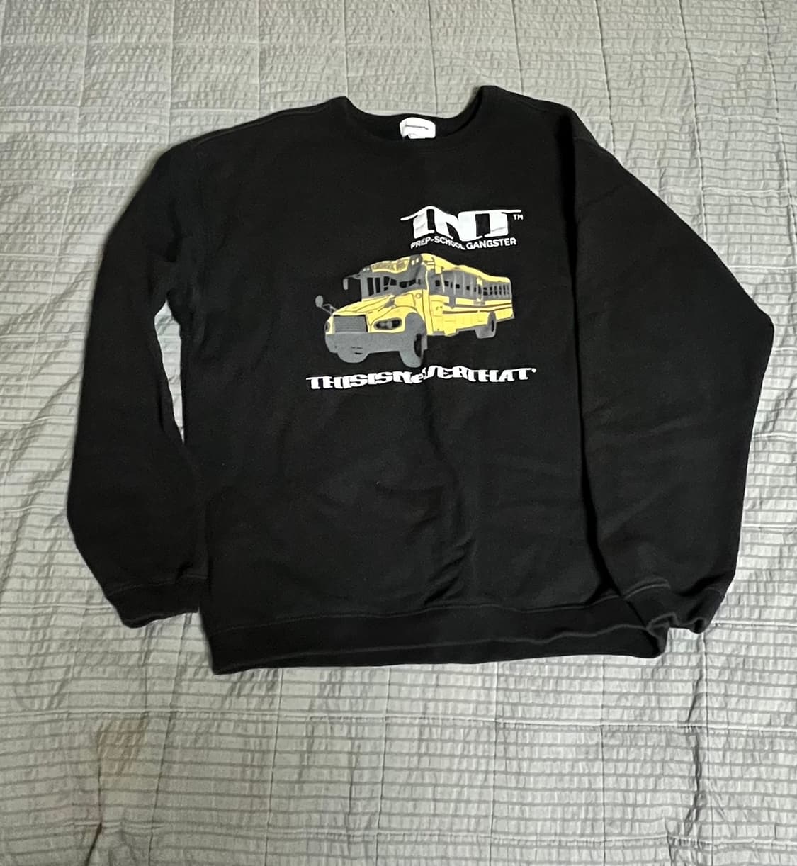 디스이즈네버댓 맨투맨 상품이미지1