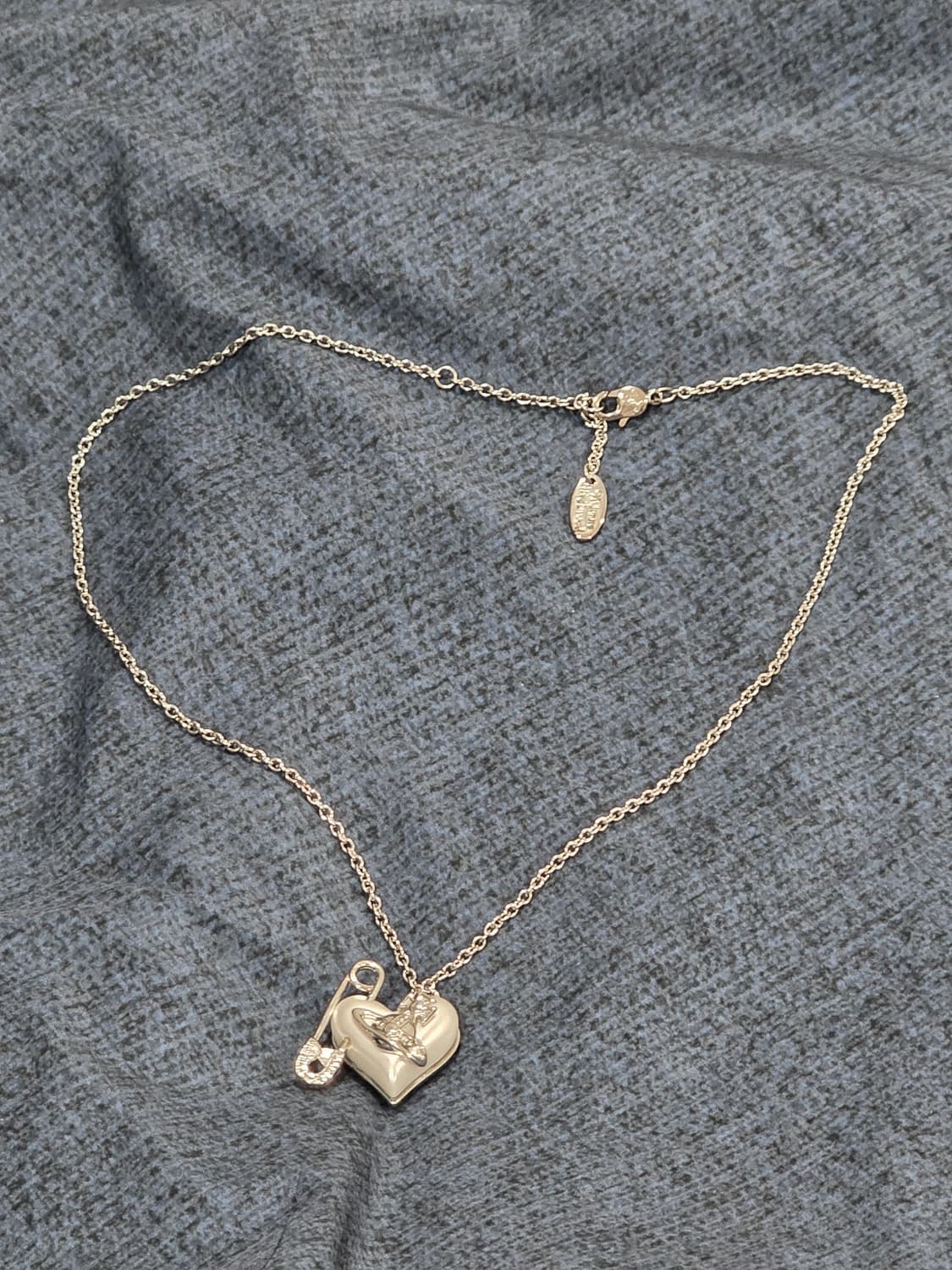 비비안웨스트 오리에타 하트 목걸이(화이트) 상품이미지3