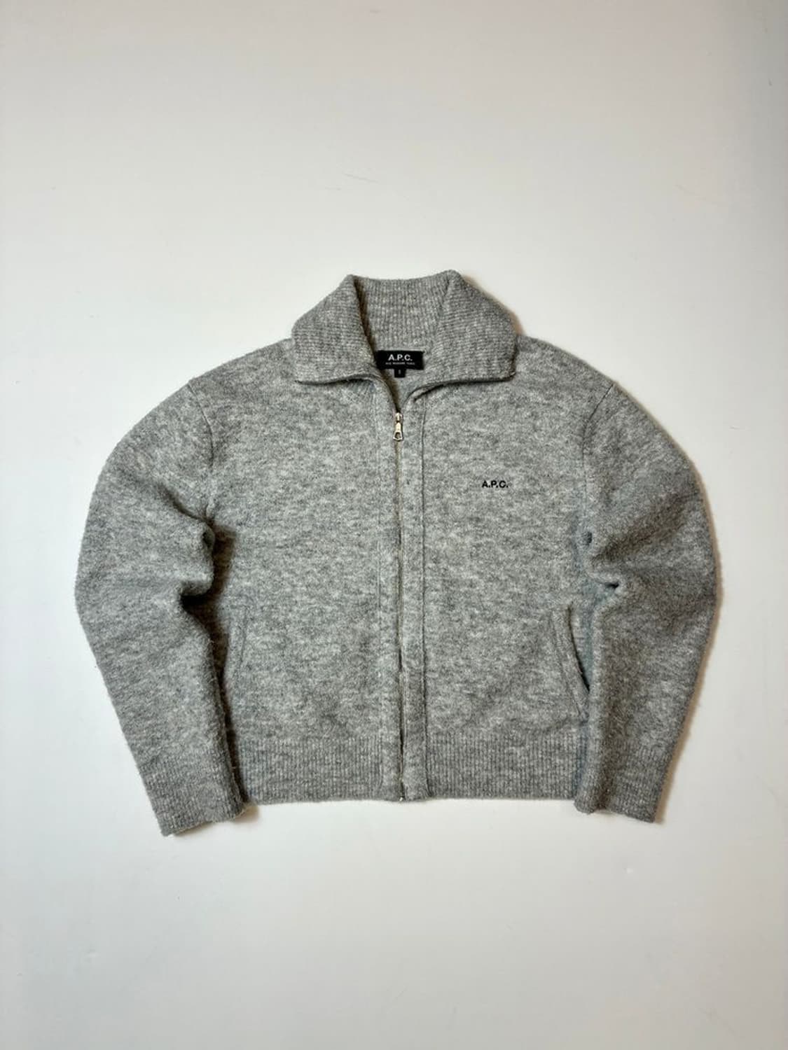 아페쎄 APC 22FW 알파카 울 카라 니트 가디건 PN8363 상품이미지1