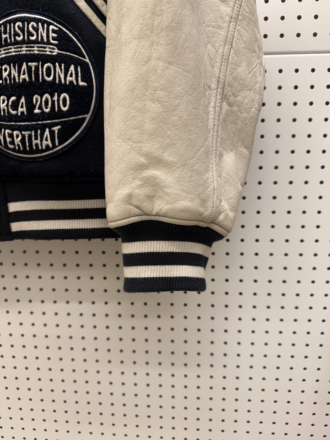 디스이즈네버댓 바시티 자켓 네이비/오프화이트 U227 상품이미지4