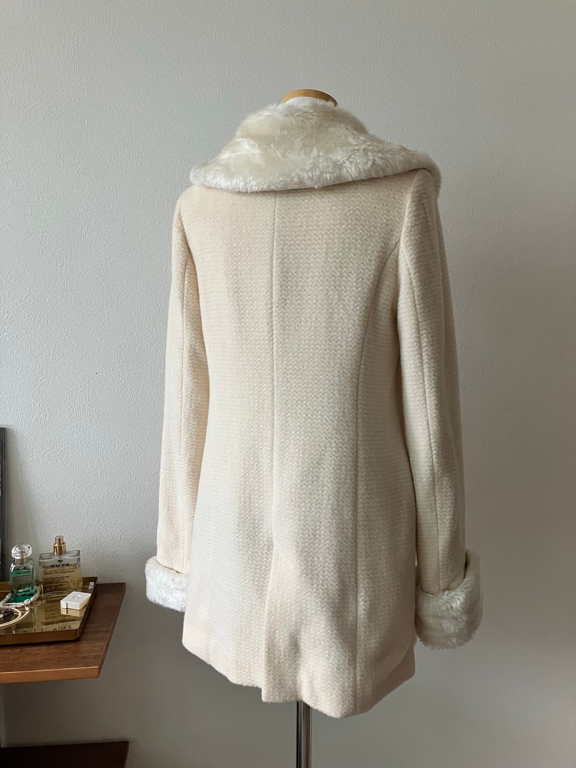 CECIL McBEE 세실맥비 울혼방 퍼 코트 히메갸루 상품이미지3