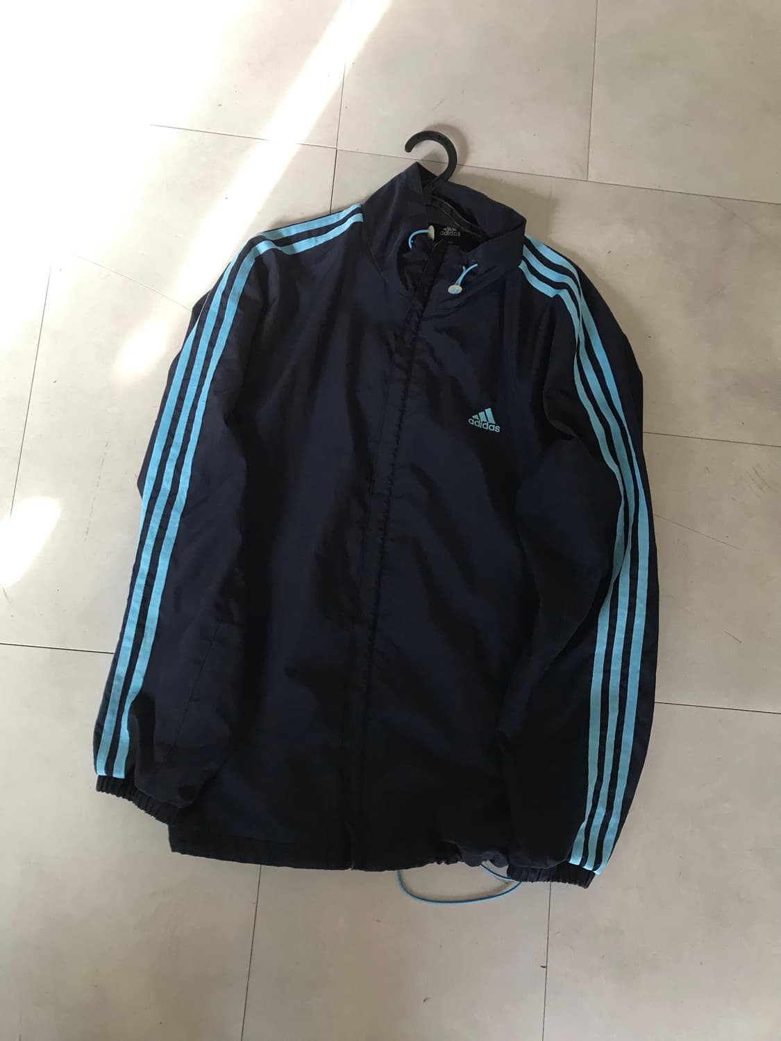 아디다스 네이비 연하늘 바람막이 상품이미지8