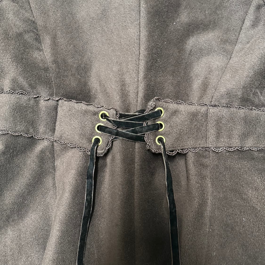 엑시즈팜 브라운 자수 플레어 코트 상품이미지3