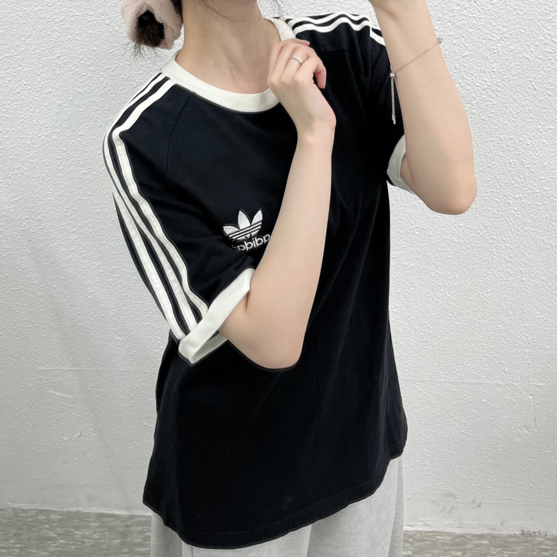 아디다스 화이트라인 블랙 링거티 XL 상품이미지6