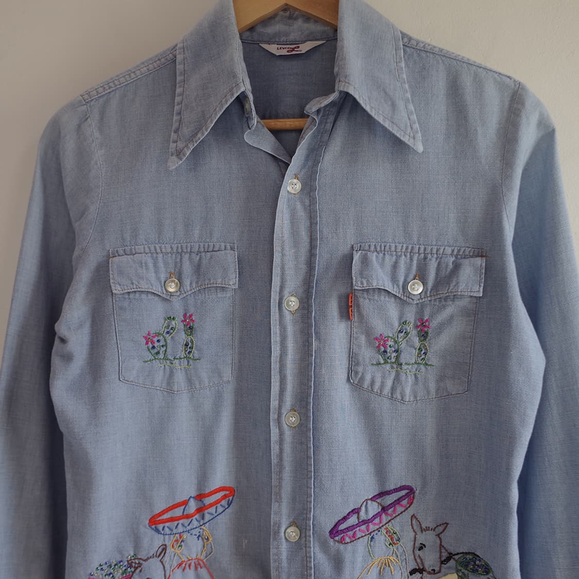 70‘s Levi's Hand Embroidered Shirt 상품이미지2