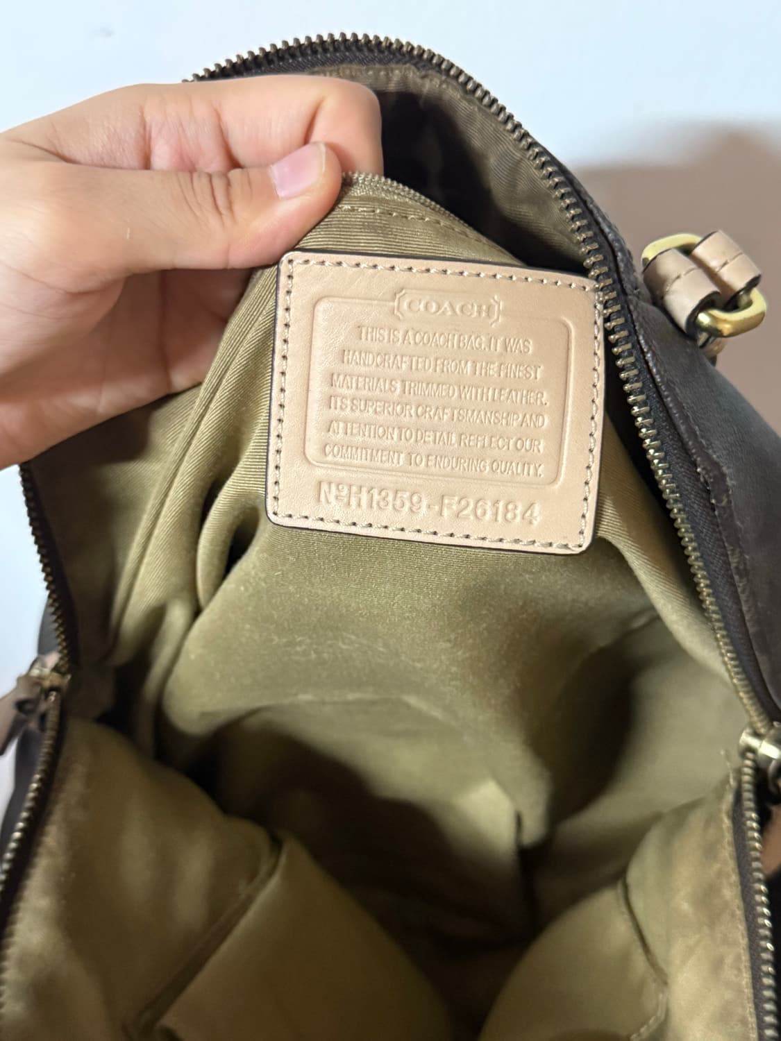 코치 시그니처 돔백 🤎 클래식 데일리백 상품이미지8