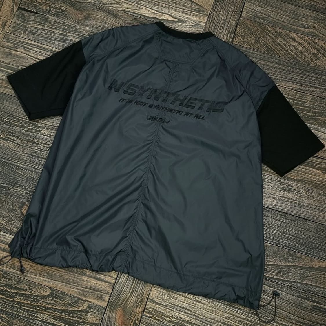 [준지] 19 s/s 블랙 나일론 스트링 오버핏 반팔티 P00937 상품이미지1
