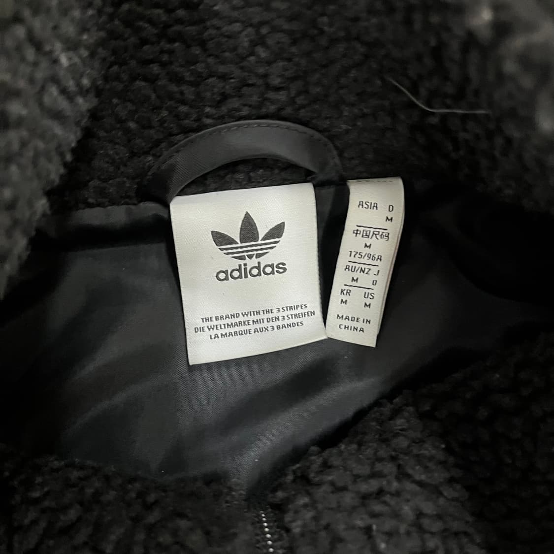 M 아디다스 빅트레포일 쉐르파 자켓 0225M1 상품이미지2