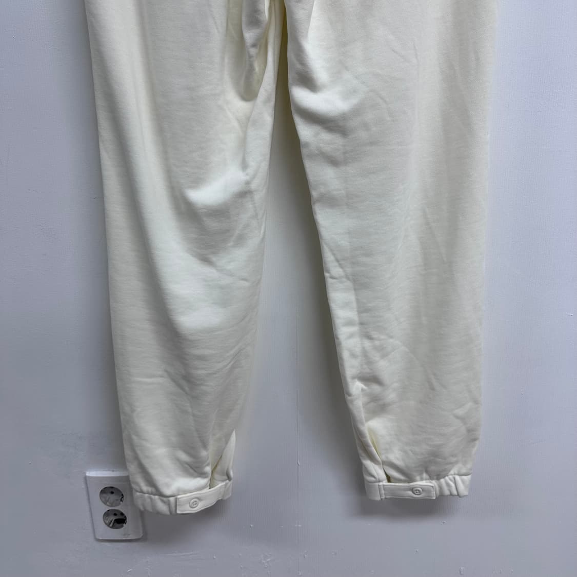 아디다스 x 마크곤잘레스 슈무팬츠 조거팬츠 L사이즈 J24 상품이미지8