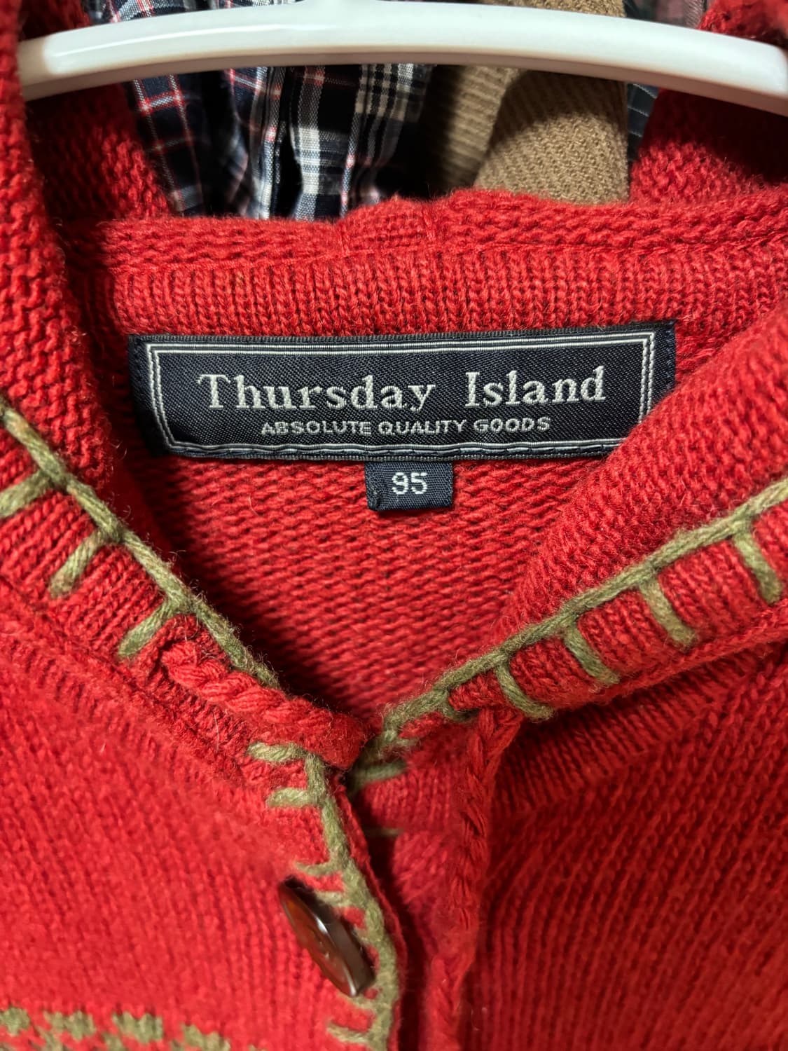 썰스데이 아일랜드 후드니트티 레드 상품이미지3