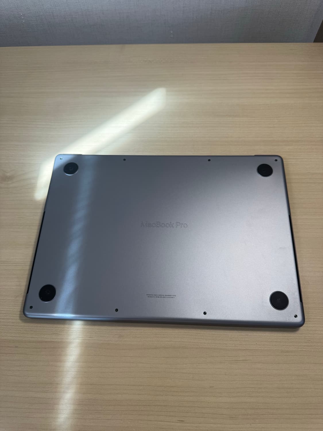 (새상품)맥북 프로 14인치 M3 2023 8코어 램8기가 512gb 상품이미지6