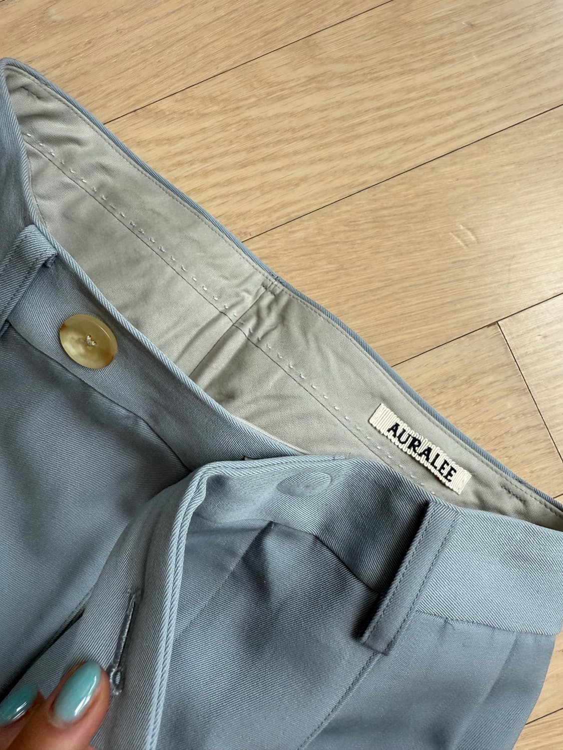 [2회착용] AURALEE 플리츠 테일러드 팬츠 바지 슬랙스 상품이미지2