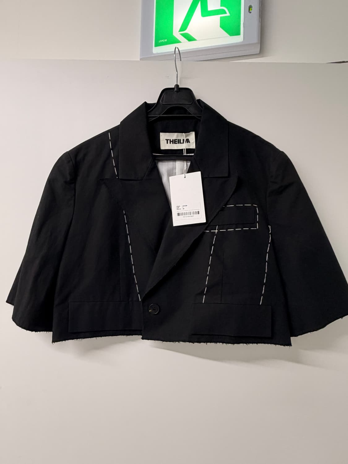 THEILMA 더일마 블랙 크롭 자켓 상품이미지1