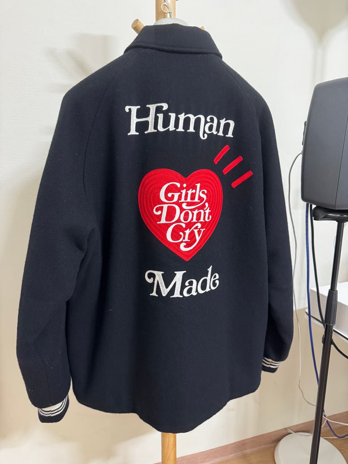 휴먼메이드 X 베르디 걸스돈크라이 바시티 자켓 XL 상품이미지3