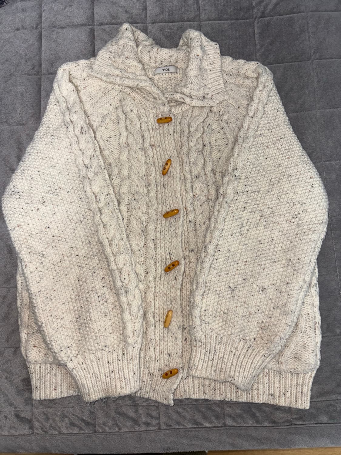 wconcept 위오이 아이보리 오트밀 케이블 울 가디건 니트 상품이미지4