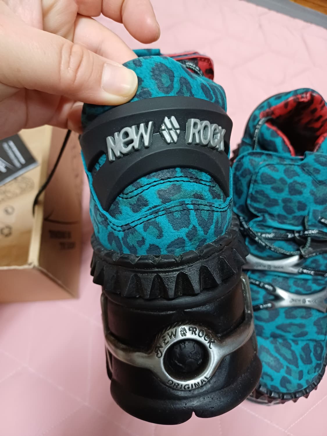 뉴락워커부츠 새상품 싸게팝니다 상품이미지4