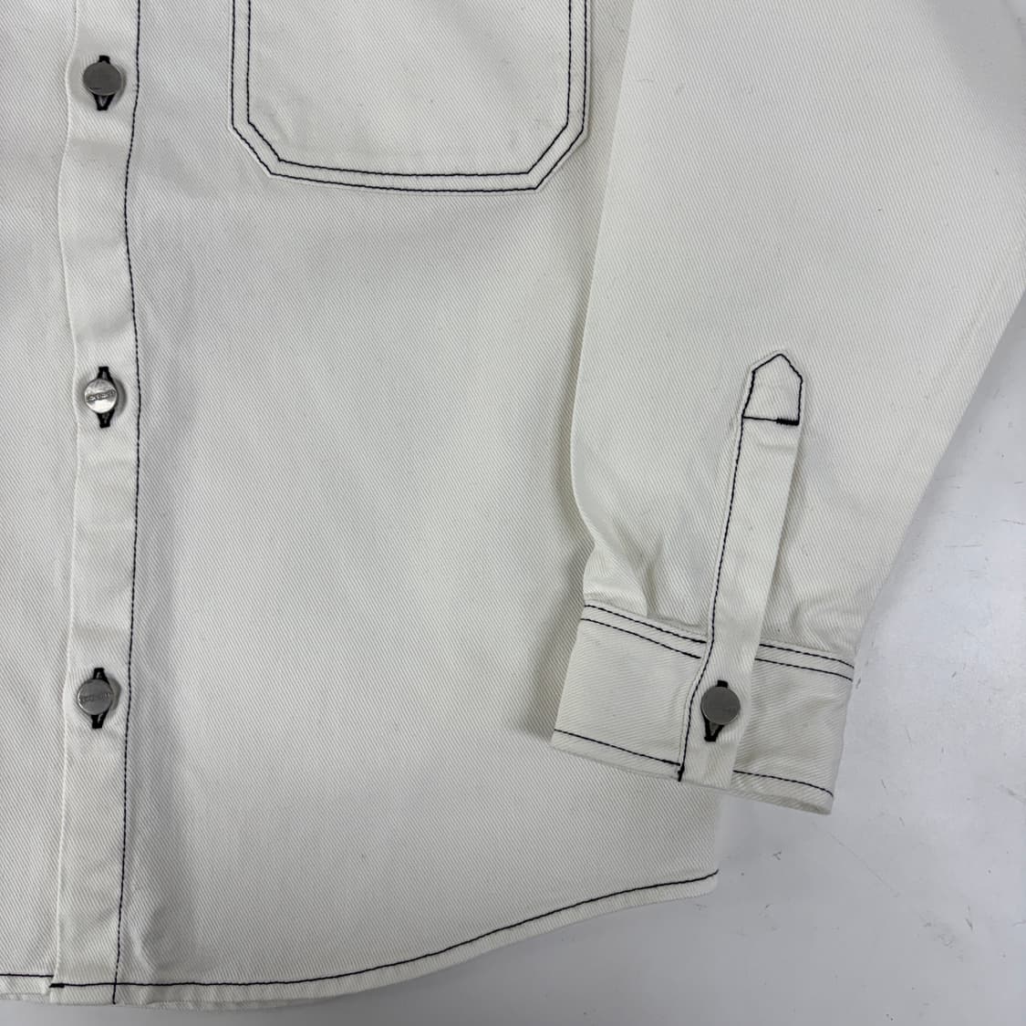 칼하트 화이트 셔츠  상품이미지6