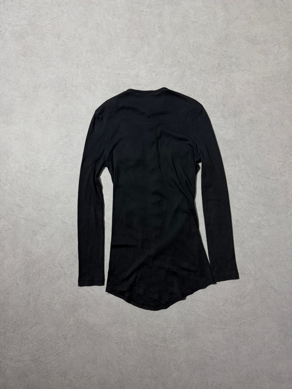 발망 헨리넥 긴팔티셔츠 블랙 상품이미지2