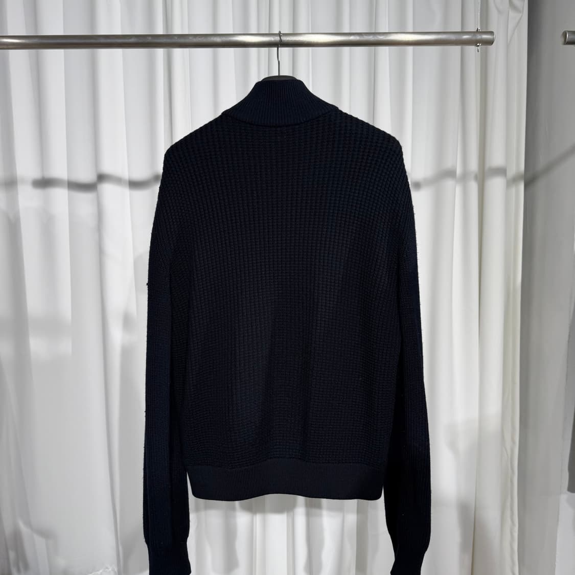 (2XL) 몽클레어  화이트 라이닝 로고 패치 니트패딩 네이비 상품이미지5