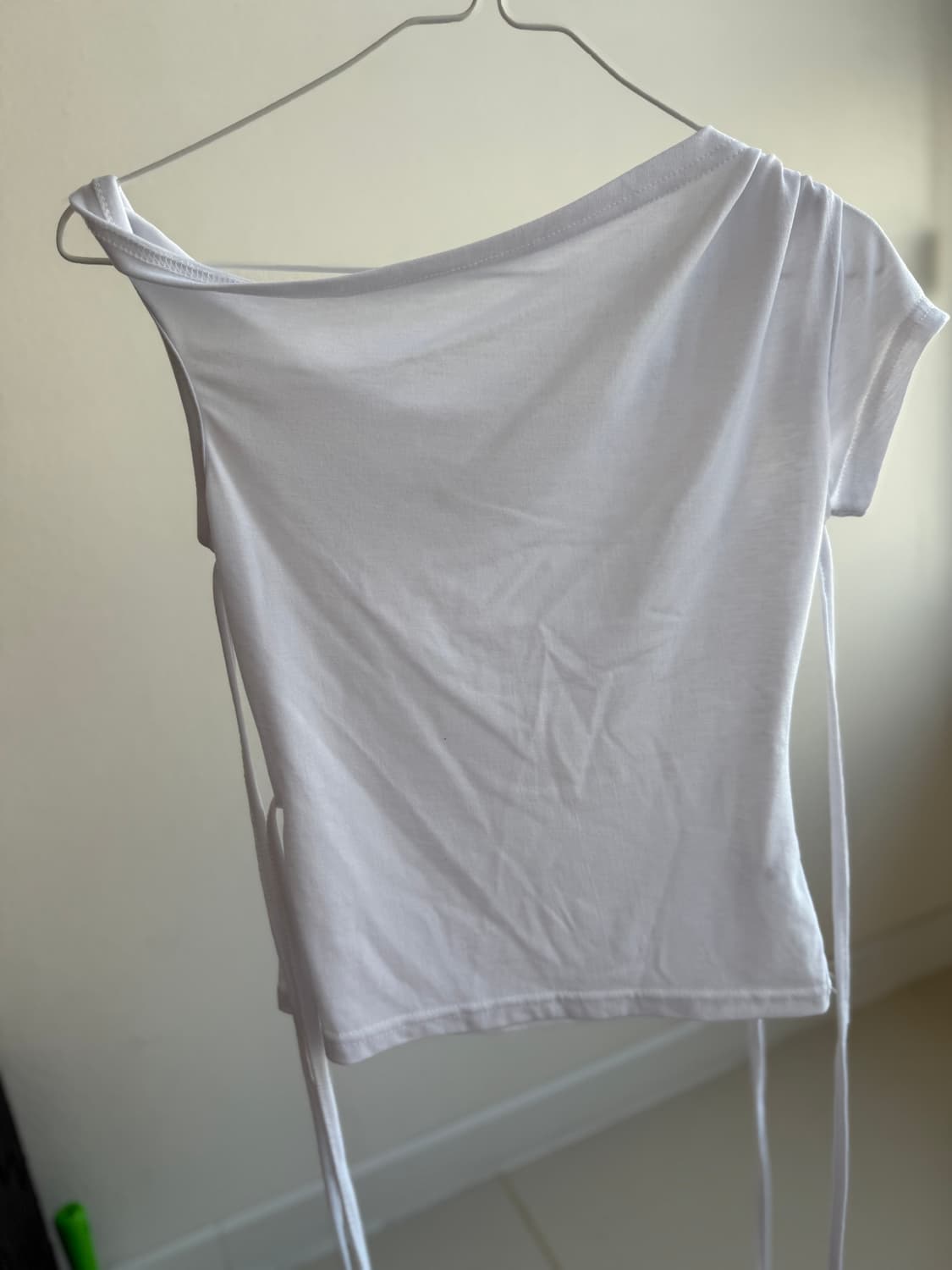 화이트 원숄더 드레이프 티셔츠 (29cm) 반팔티 자라 상품이미지2