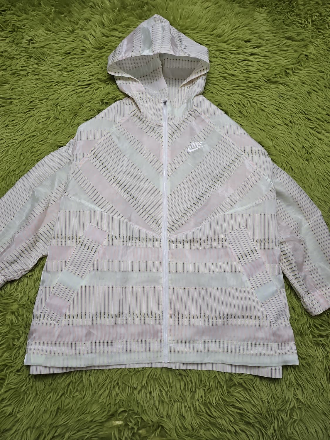 (단종) 나이키 얼스데이 바람막이  상품이미지2