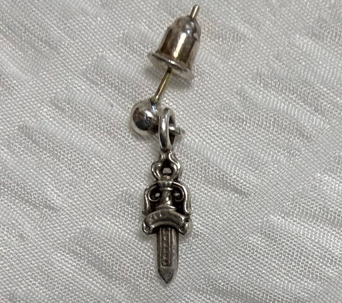 크롬하츠 대거 이어링 상품이미지1