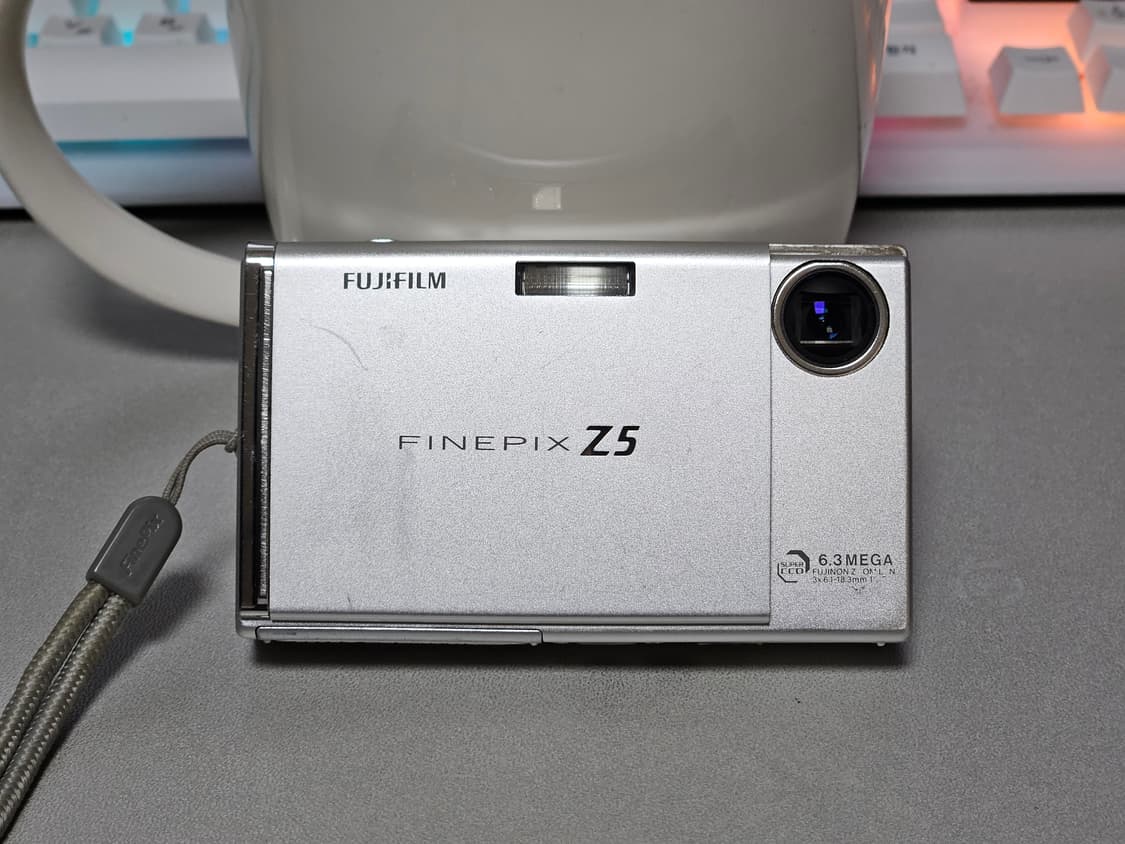 후지필름 파인픽스 z5fd 아일릿 로하 디카 상품이미지1