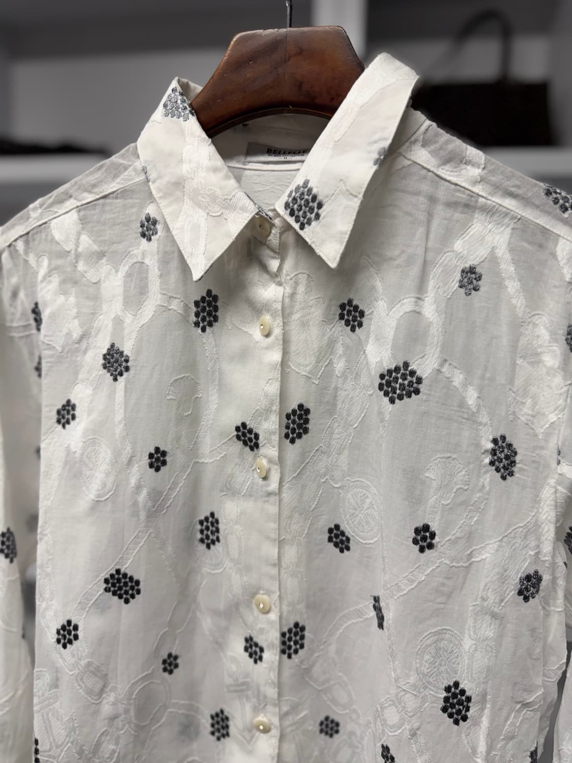 bellelle 씨스루 셔츠 상품이미지2