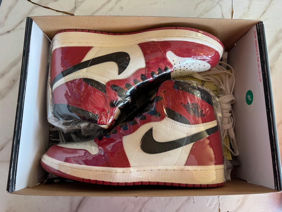 조던1 레트로 하이 OG 시카고 로스트 앤 파운드(2022) 265 팝니 상품이미지6