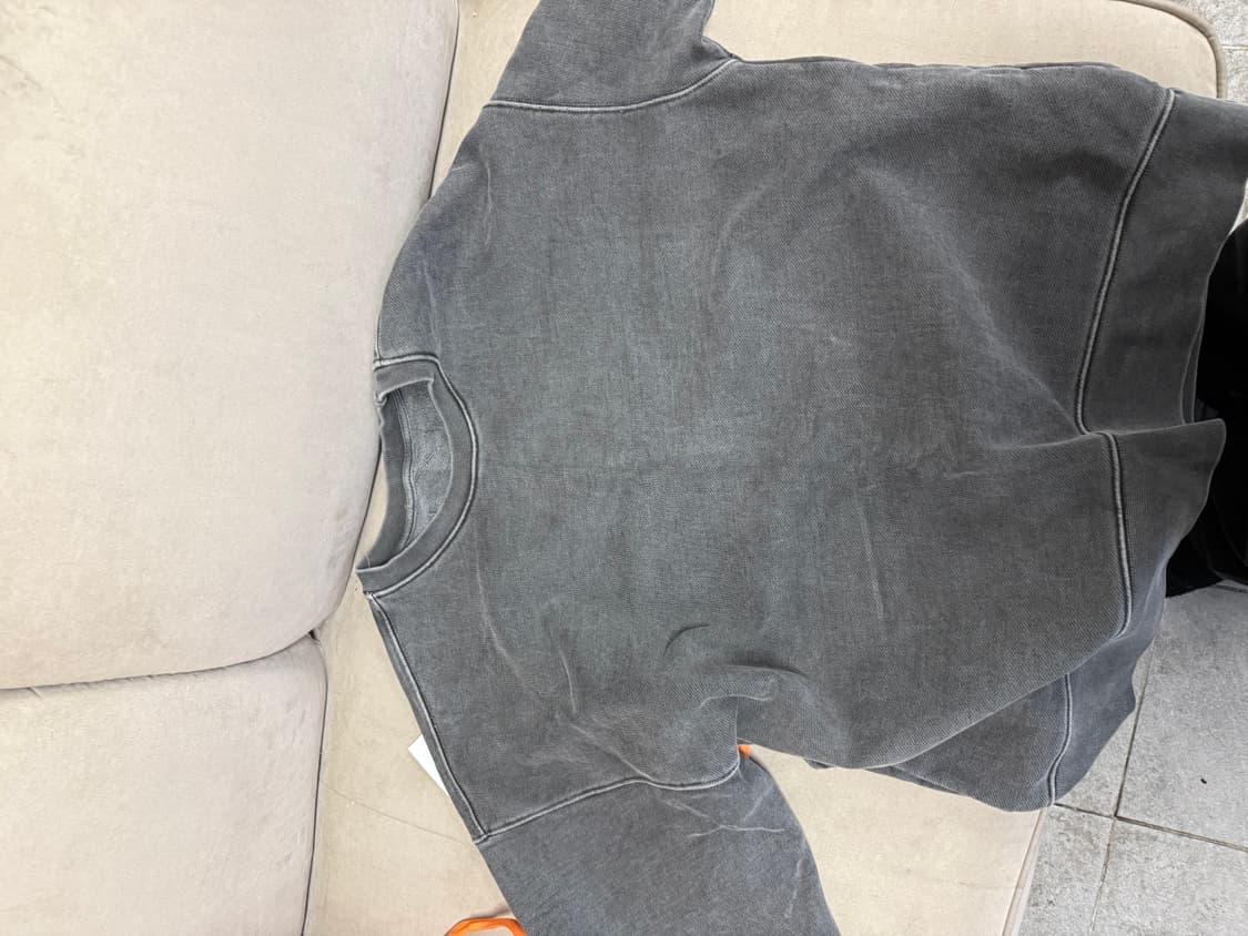 어텐션로우 맨투맨 상품이미지2