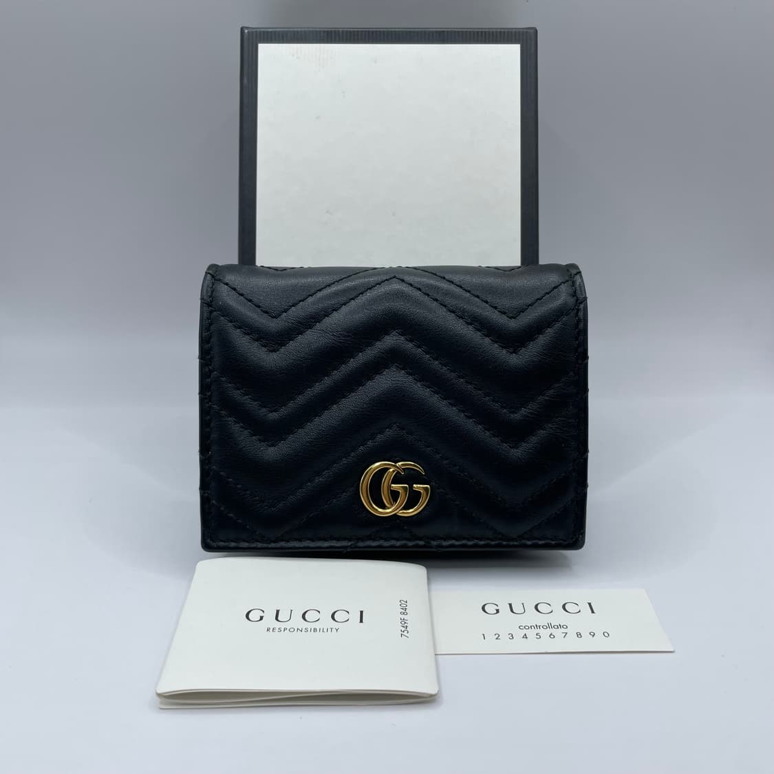 구찌 GG 마몽 마틀라세 카드지갑 상품이미지1