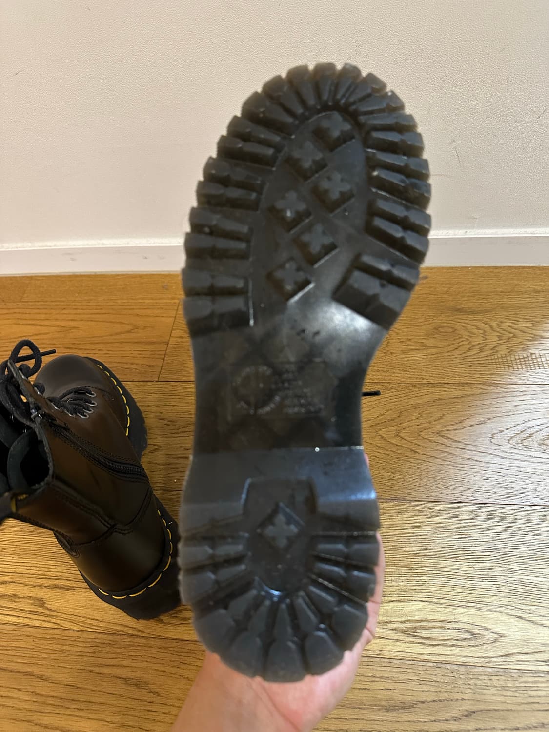 닥터마틴 제이든 UK5 240MM 상품이미지3