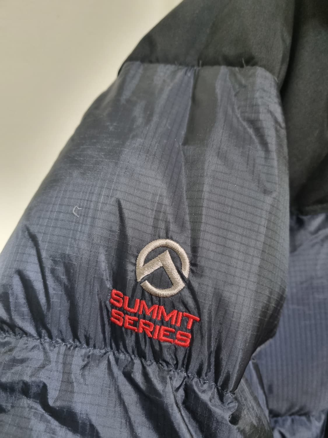 노스페이스 윈드스토퍼 써밋 700필 구스패딩/95 상품이미지5