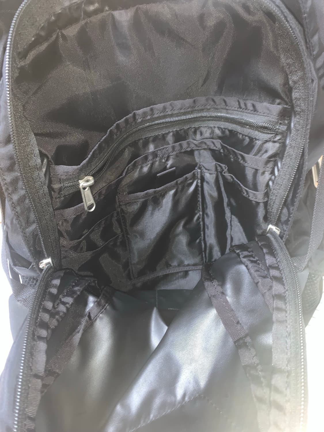 노스페이스 핫샷 백팩 블랙 상품이미지3