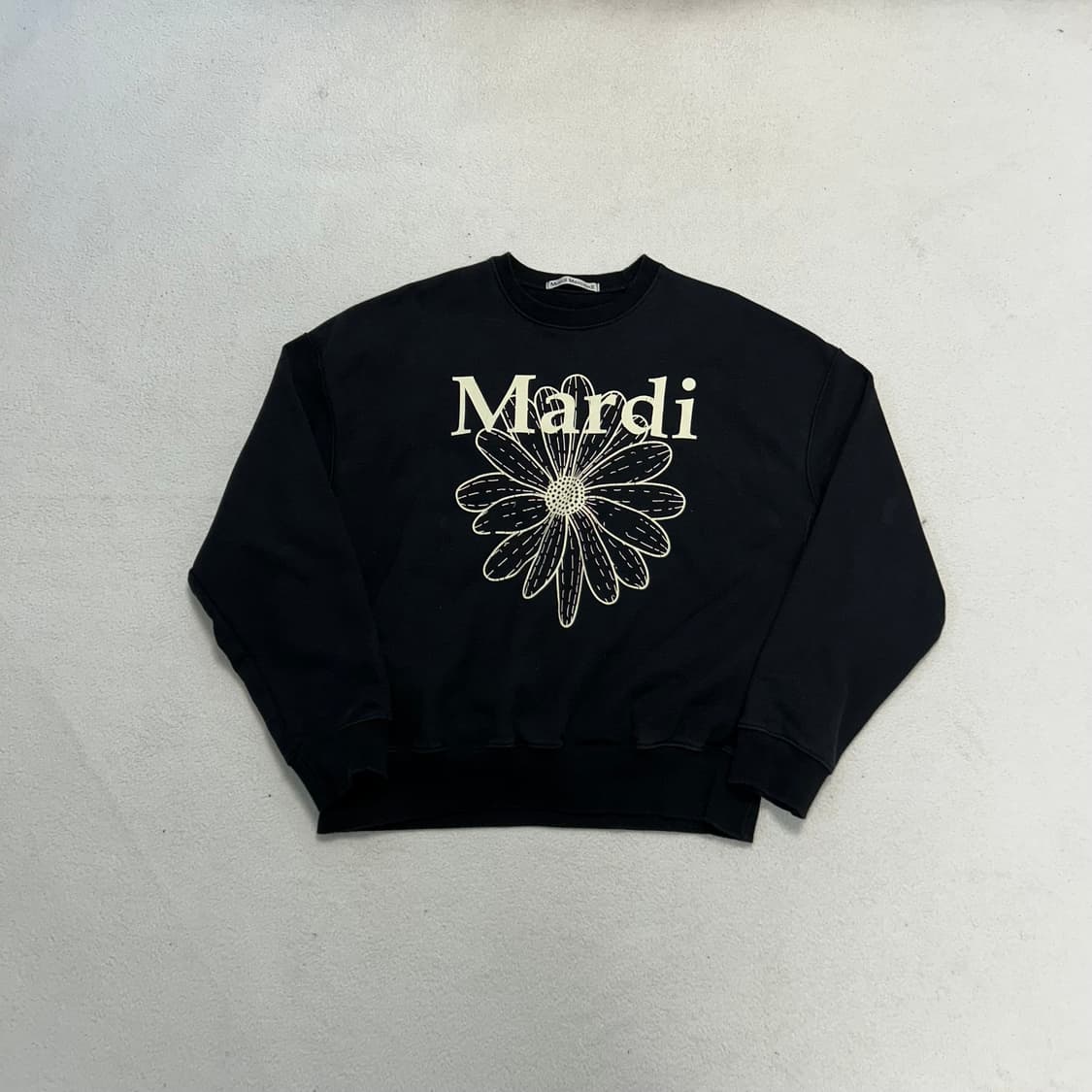 마르디메트르디 맨투맨 상품이미지1