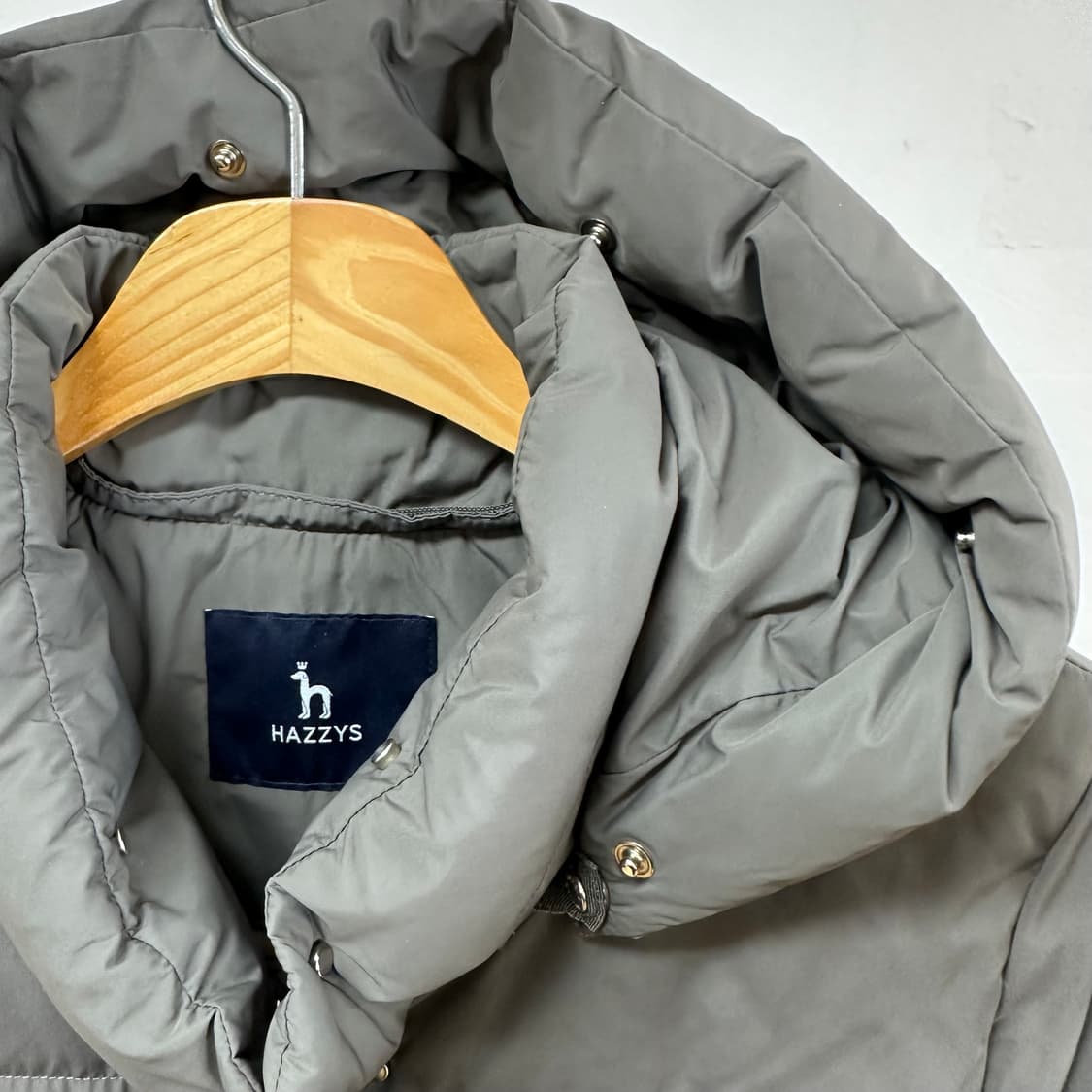 헤지스 HAZZYS 여성 구스 다운 롱패딩 90사이즈 J21 상품이미지4