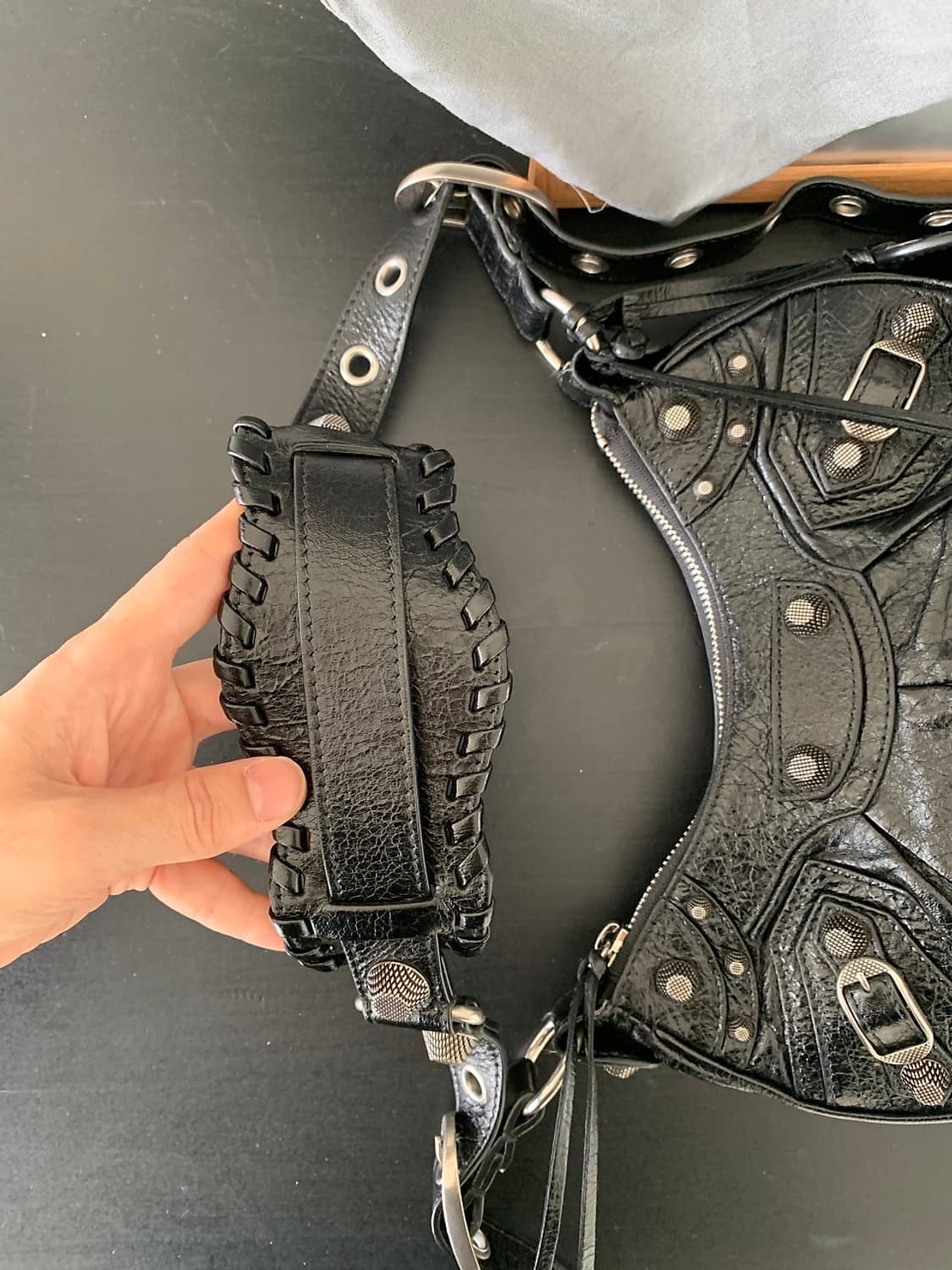 발렌시아가 르카골 블랙 xs 상품이미지8