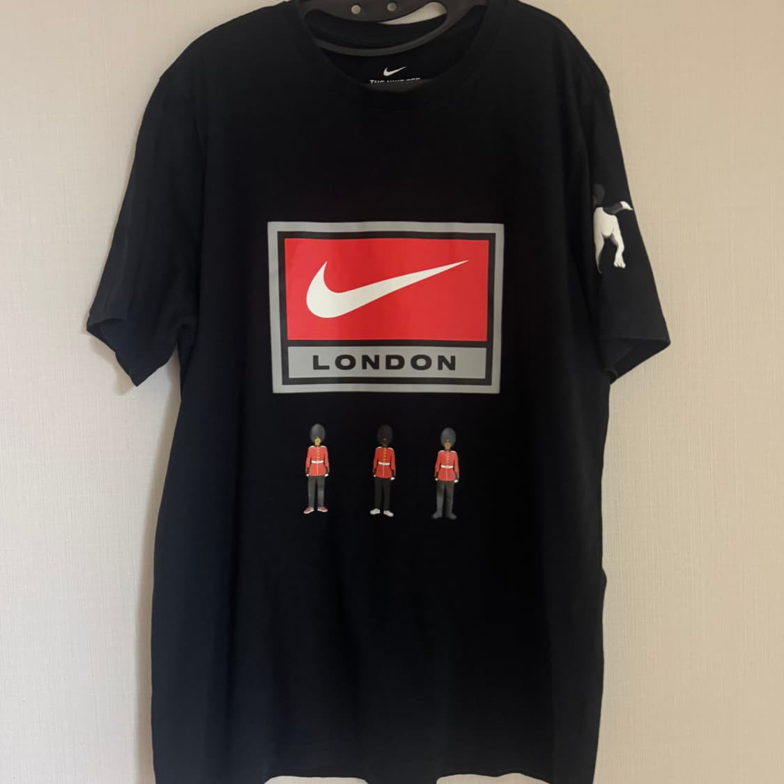 나이키 런던 커스텀 티셔츠 상품이미지1