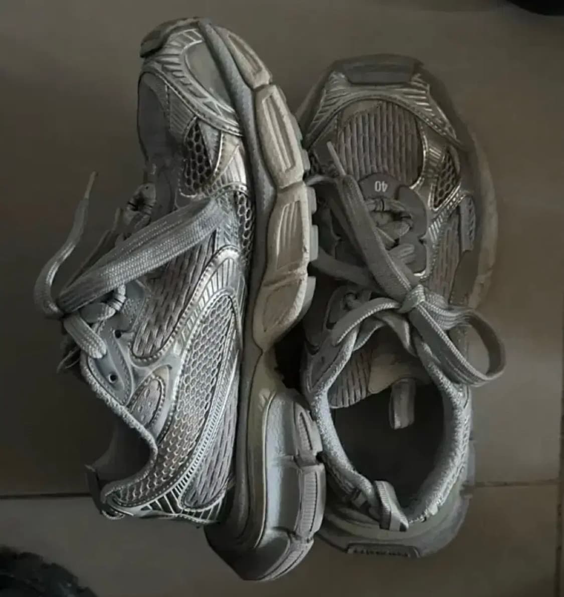 발렌시아가 3XL 라이트 베이지 40 사이즈 상품이미지2