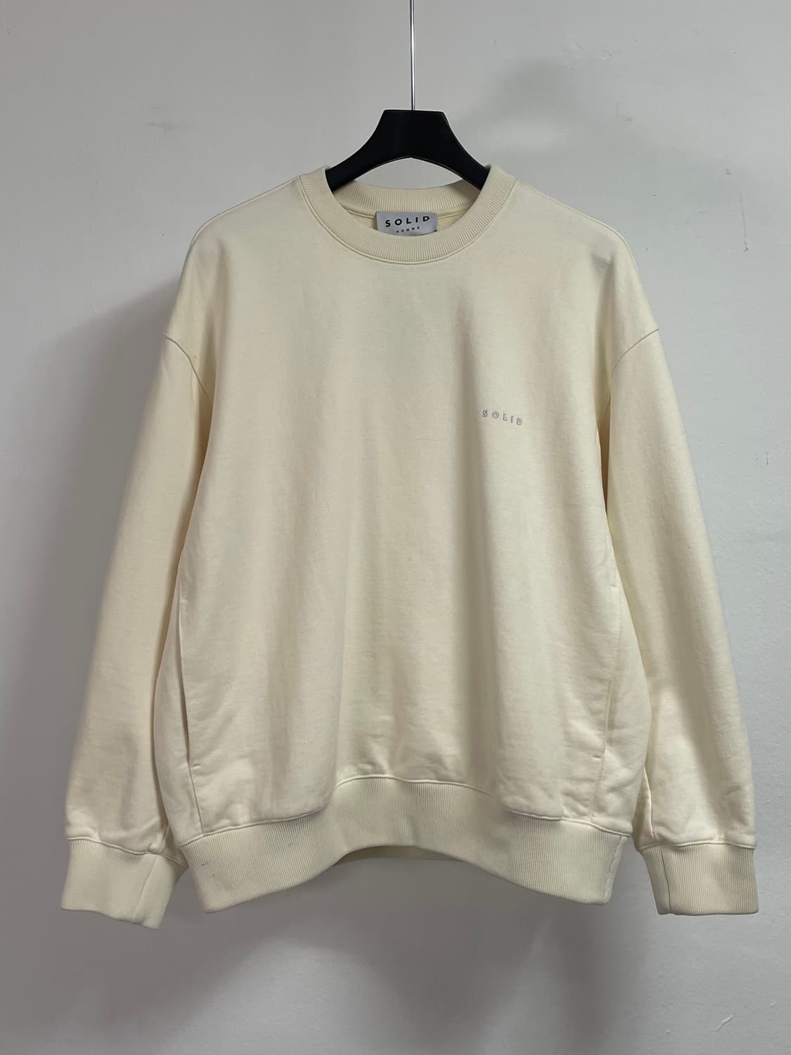 솔리드옴므 빅로고 라운드 맨투맨 (on.316) 상품이미지2