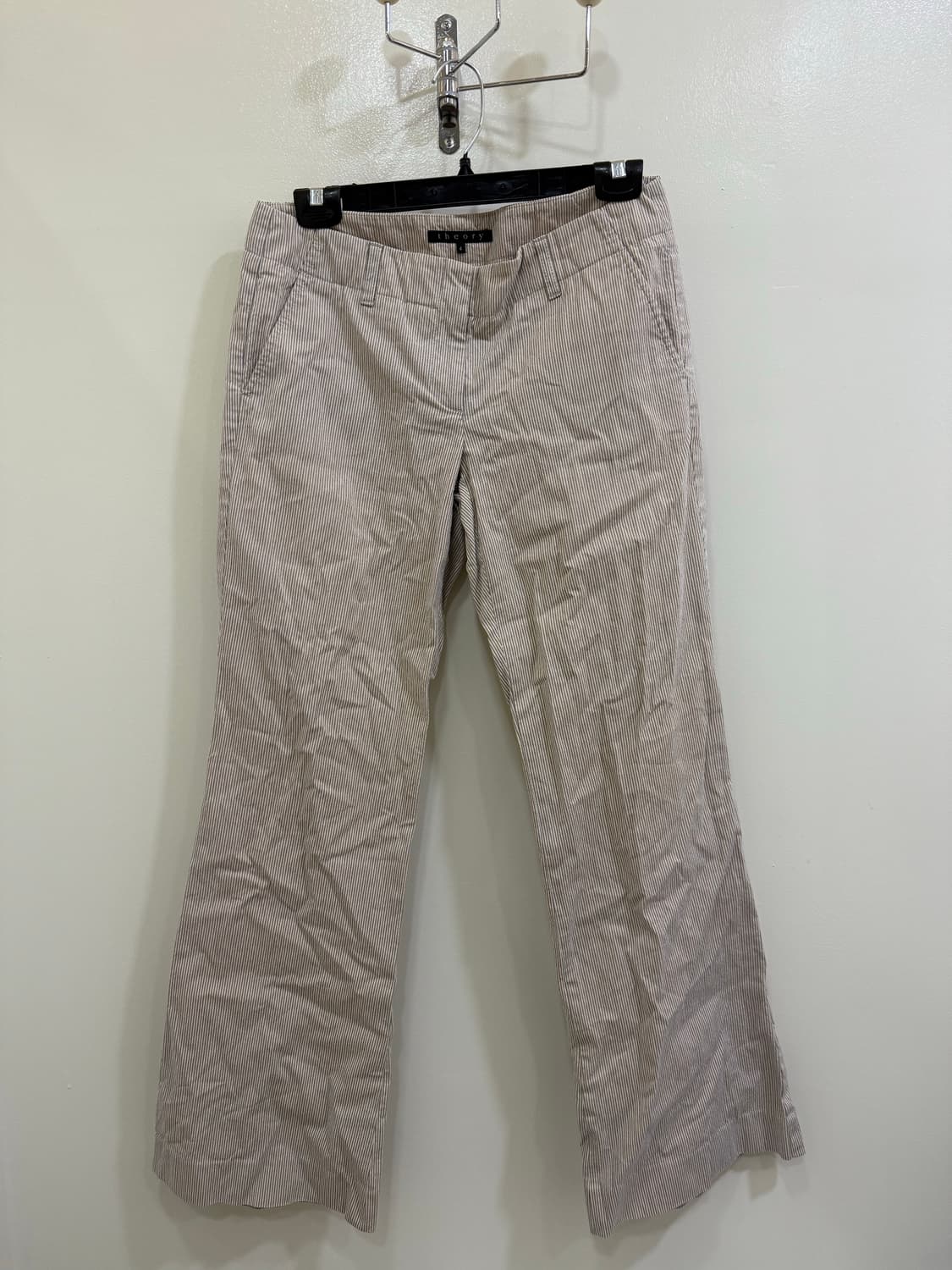 띠어리 스트라이프 부츠컷 팬츠 정품 상품이미지1