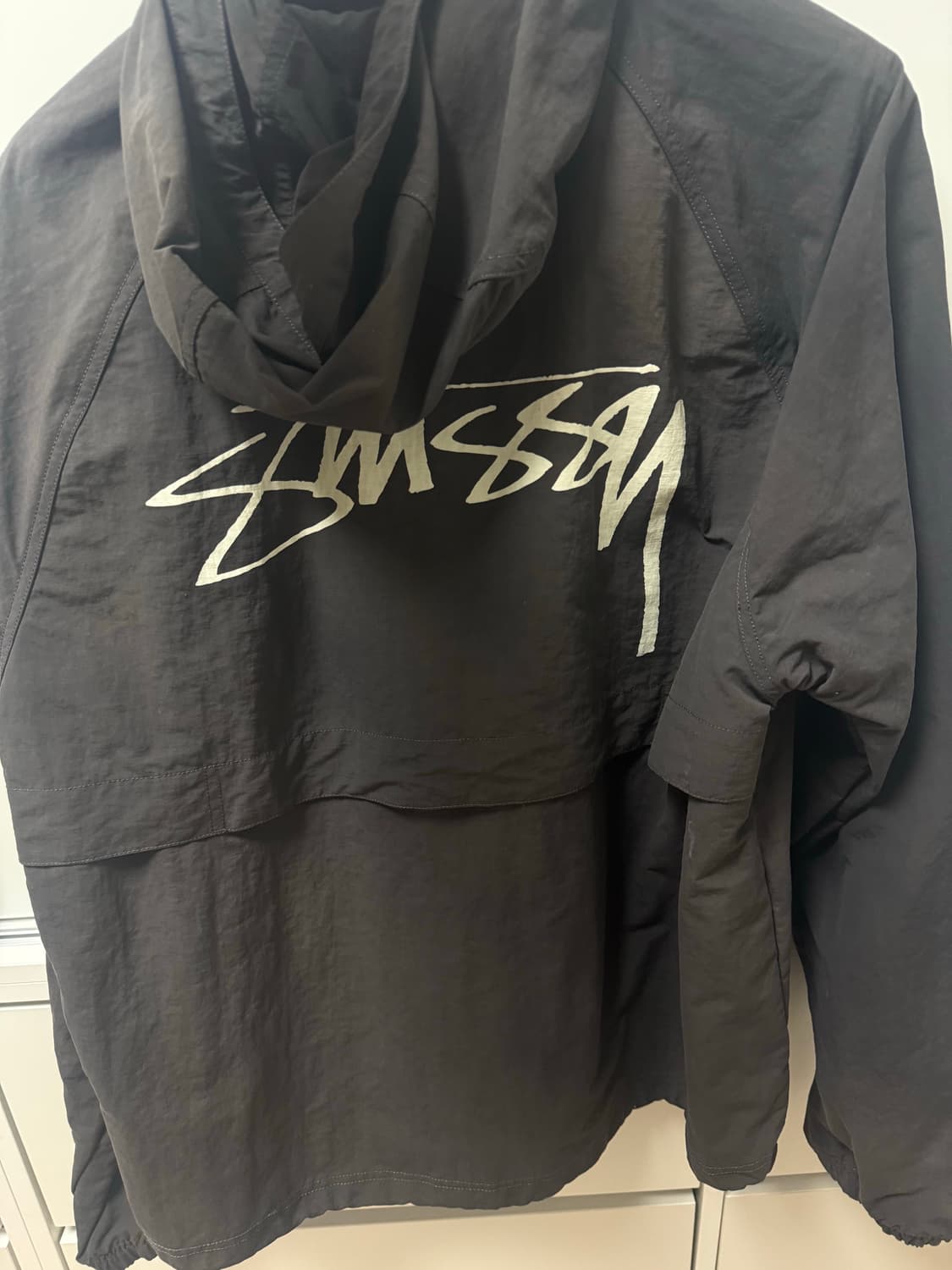 스투시 비치 쉘 바람막이 L  단순 시착 1회 상품이미지2