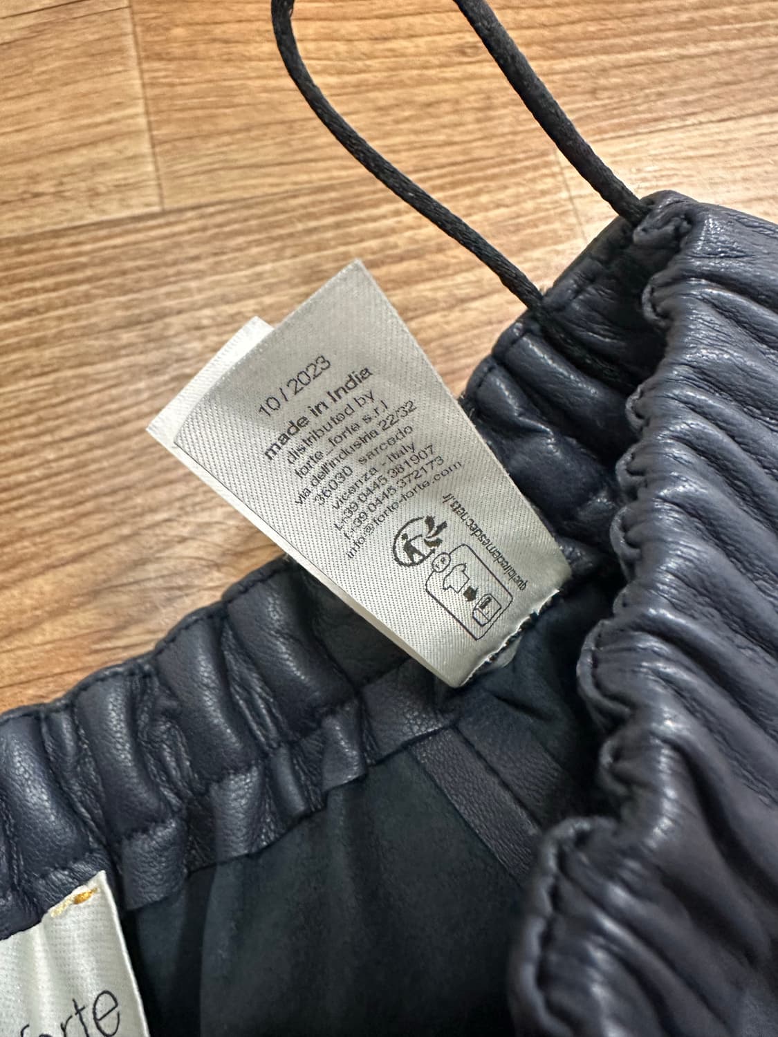 (OS)포르테포르테 23FW 리얼레더 부츠컷 디테일 팬츠 상품이미지6