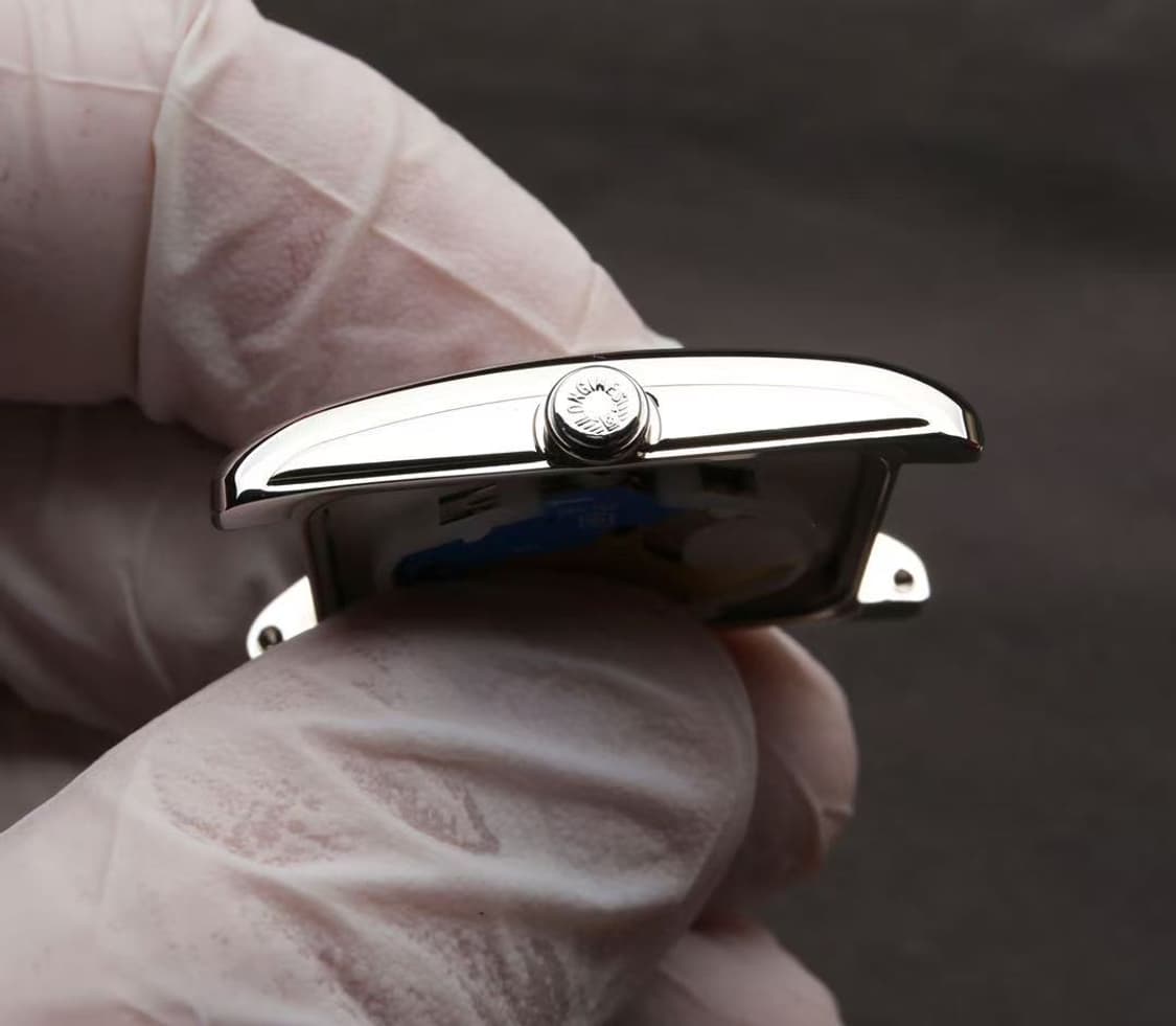 론진 돌체비타 쿼츠 37mm 스테인리스 스틸 블랙 실버  상품이미지3