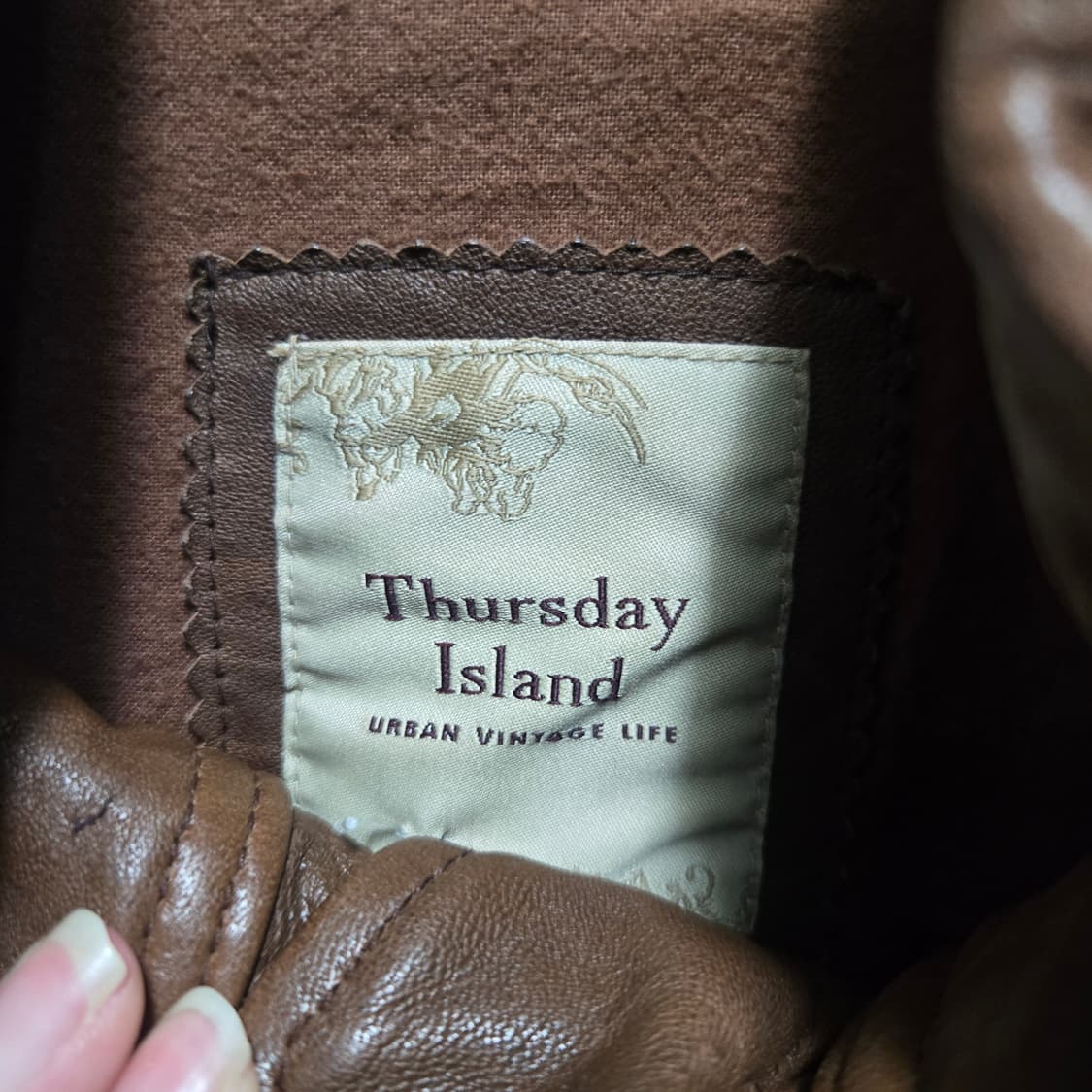 써스데이아일랜드 여성 양가죽 자켓  상품이미지5