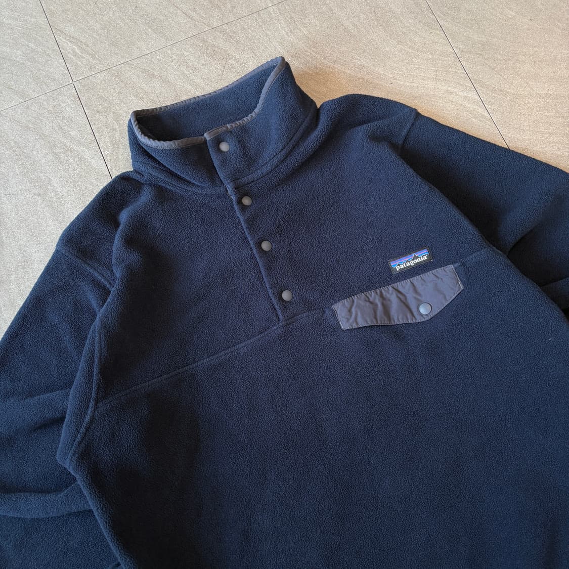 파타고니아 라이트 웨이트 네이비 신칠라 스냅티 상품이미지2