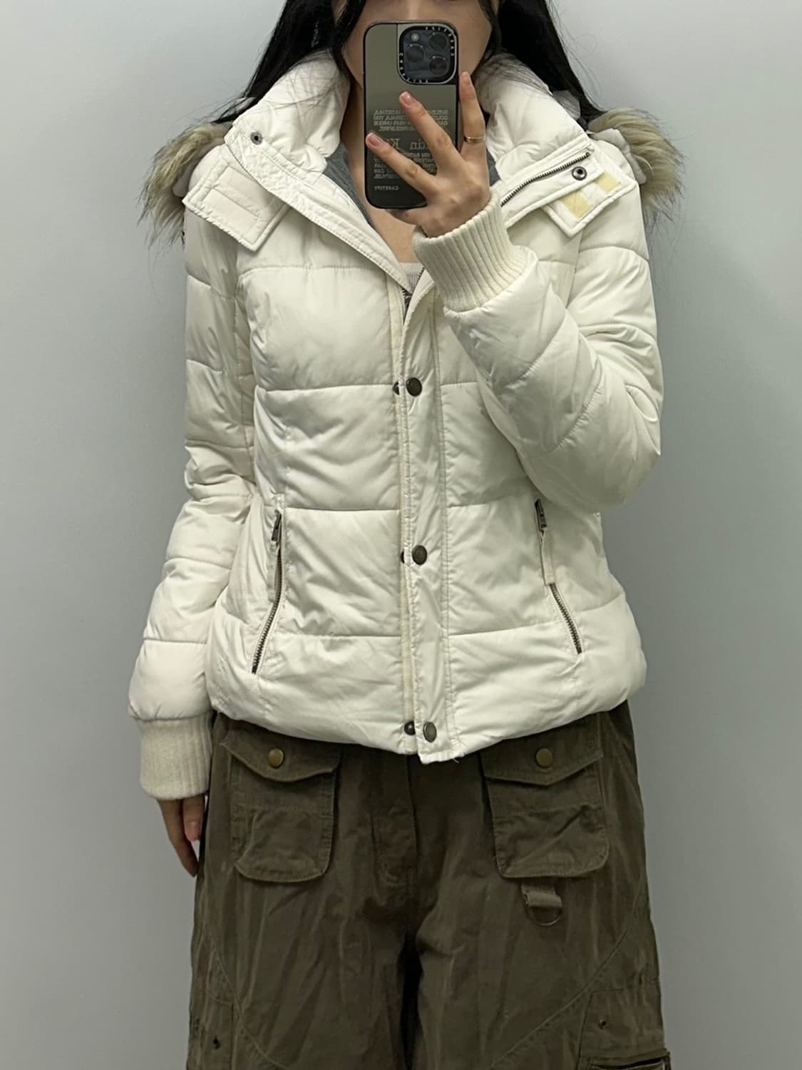 아베크롬비 화이트 울프죠 슬림핏 패딩 상품이미지1