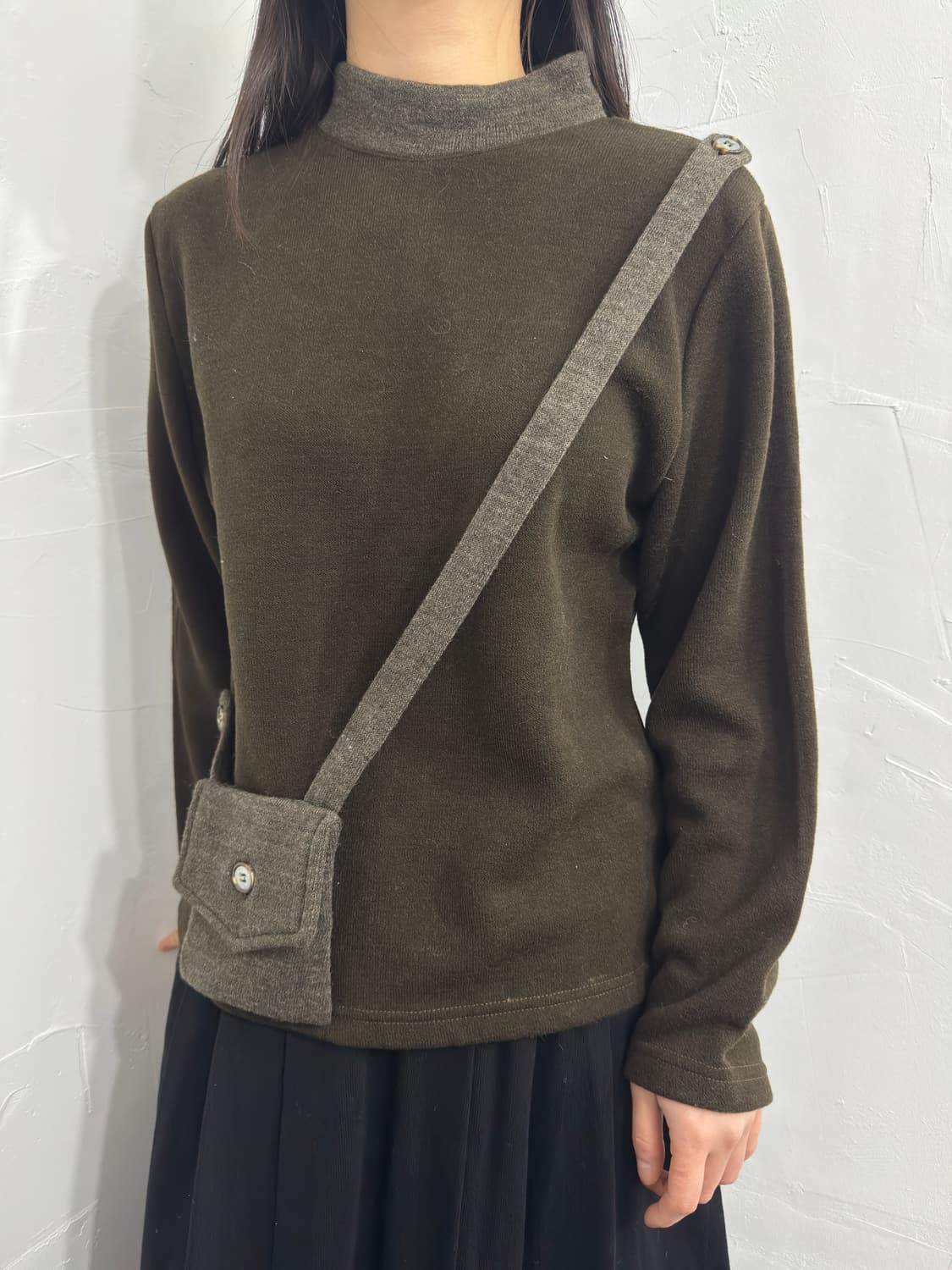 crossbag detail knit top 상품이미지3