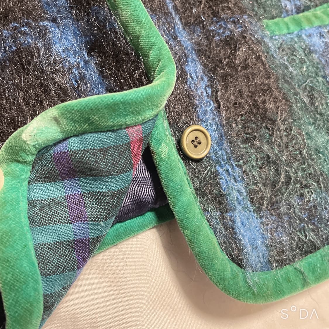 겐조 브이넥 체크 모헤어 가디건 M 상품이미지10